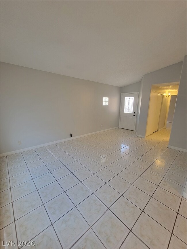 Photo - 1161 Pleasant Brook St