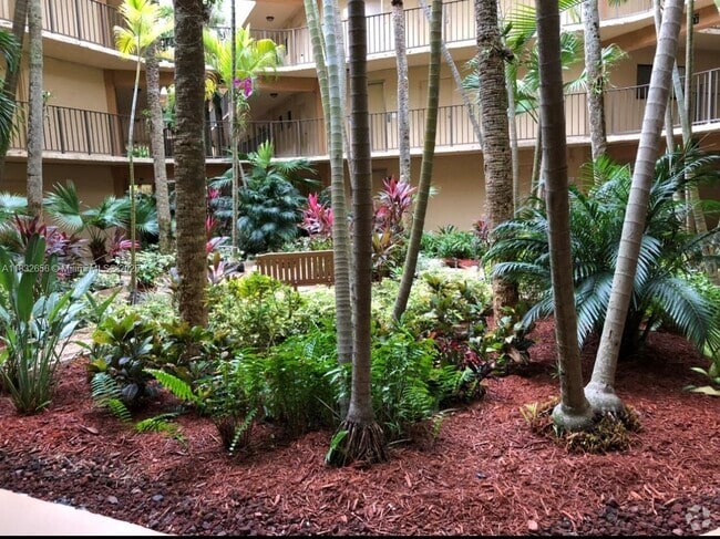 Building Photo - 8005 SW 107th Ave Unit 206 Rental