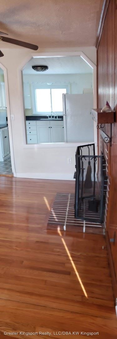 Photo - 3 br, 1 bath House - 2704 Redbud St