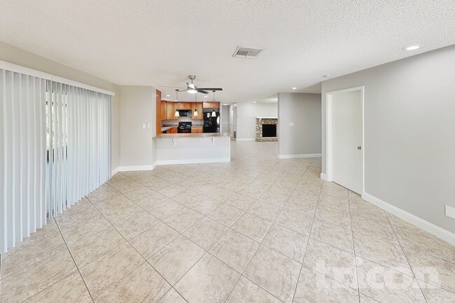Photo - 1548 Silver Fox Cir