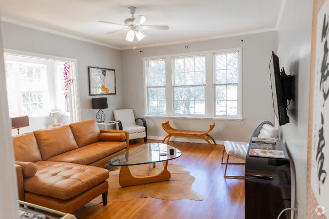 Building Photo - 2786 Riverside Ave Unit 3 Rental