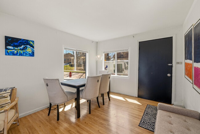 Photo - 446 N Powers St