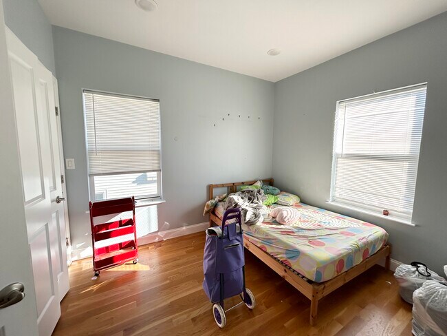 Photo - 65 Burrell St Unit 65 Burrell Street