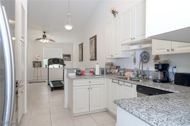 Photo - 2930 37th Ave NE