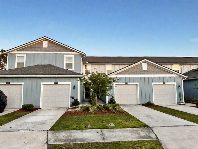 Photo - Great value 3 / 2.5 townhome in Capitol Park