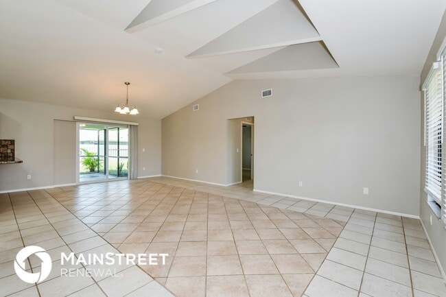 Photo - 202 NE 9th Pl
