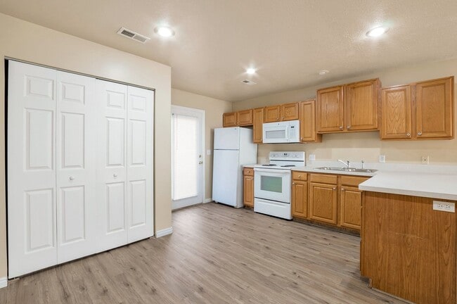 Photo - Easy Street Duplex Unit #856