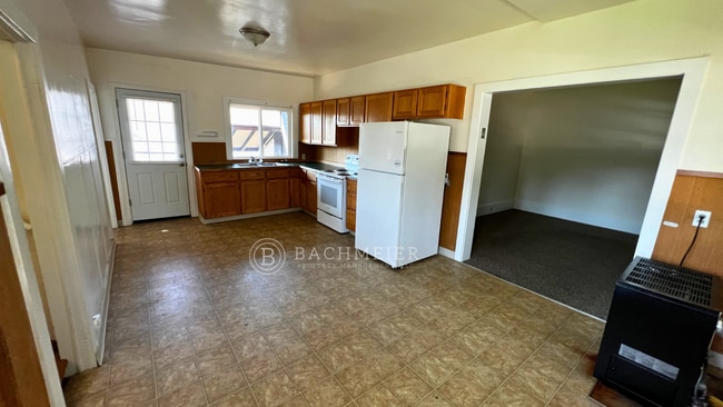 Photo - SW 1st Triplex Unit 727 SW 1st St #2