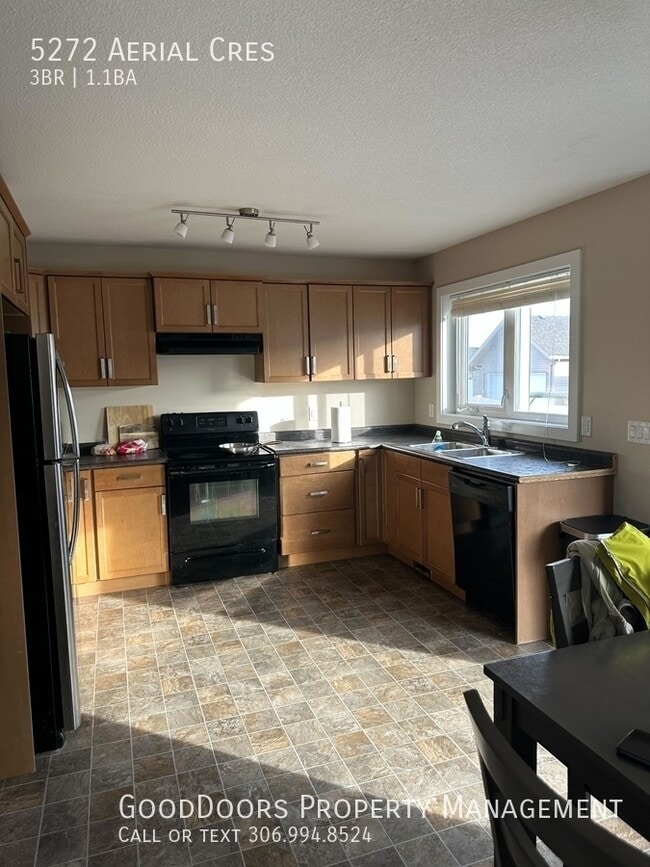 Photo - 5272 Aerial Cres