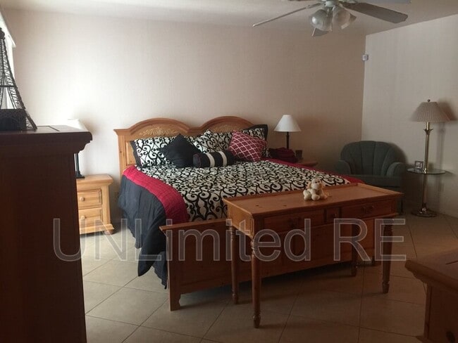 Photo - 2830 Okeechobee Dr