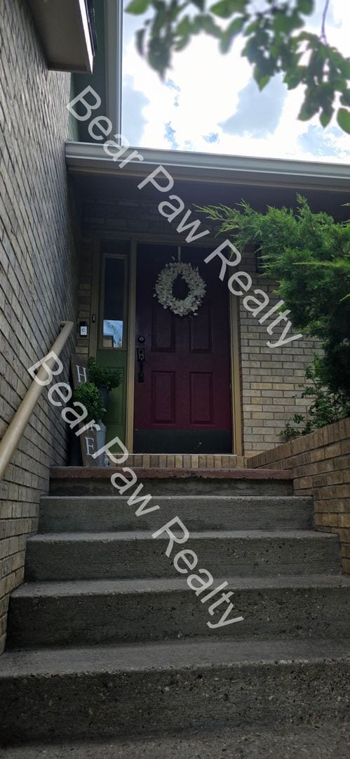 Photo - 5605 Bluff Pl
