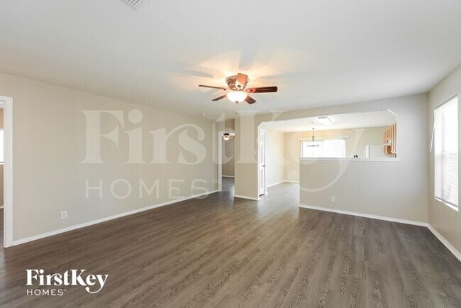 Photo - 127 Quince Flower