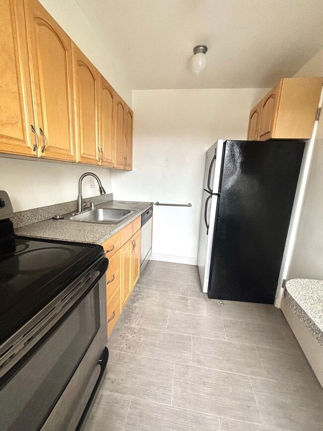 Photo - 1 BR/1 BA bright and spacious condo in East Queen Anne.