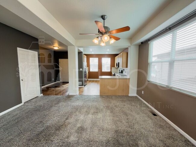 Photo - 2030 Capital Dr