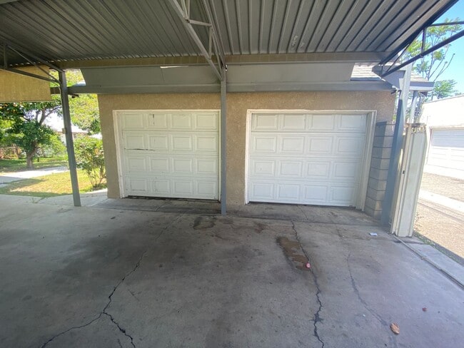 Photo - 1063-1067 S. Park Ave Unit 1063