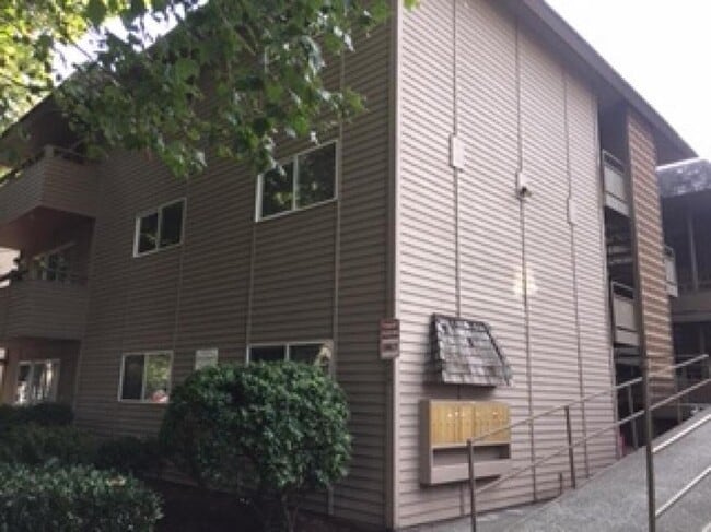 1 bedroom in Seattle WA 98116 - 1 bedroom in Seattle WA 98116 Unidad 2731 60 Ave SW Rental