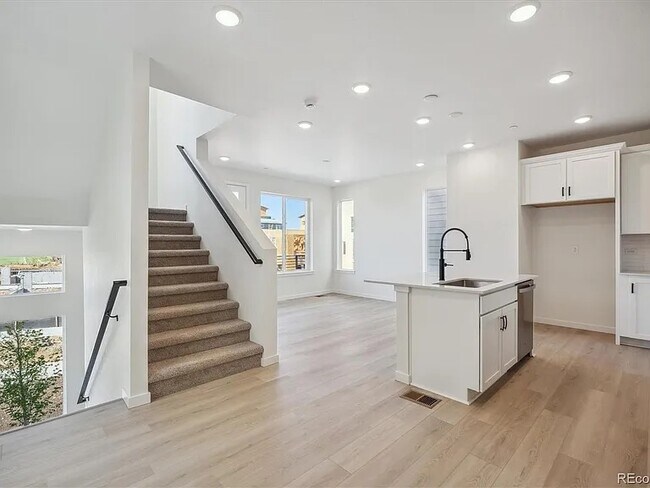 Photo - 1243 Rhett Dr