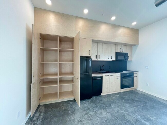 Photo - 1614 6th Ave Unidad 103