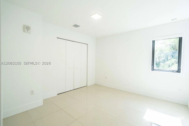 Photo - 124 Bay Dr E Unit 124