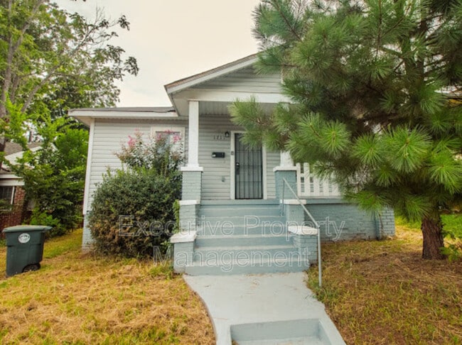 Building Photo - 1711 Center Way S Rental