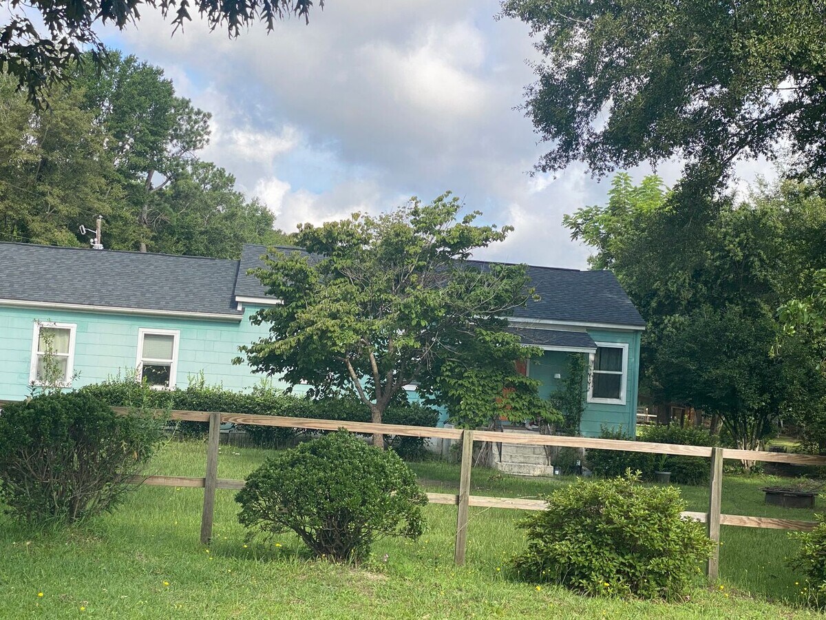 Photo - 2405 Scotts Hill Loop Rd Casa