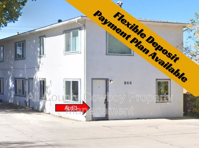 Building Photo - 866 N 5th St Unit Apt 3