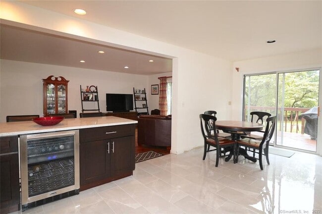 Photo - 511 Scofieldtown Rd