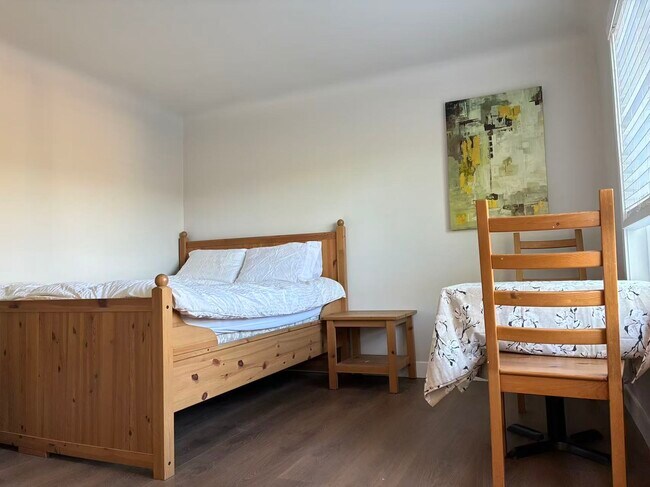 7430 Angus Dr Unit 2