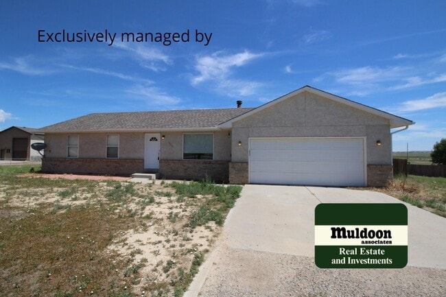 Building Photo - Pet Friendly and Spacious HOME!! Available Soon!
