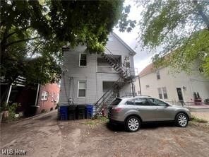 Building Photo - 1422 W 84th St Unit 4 Rental