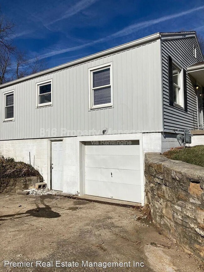 Photo - 7614 Eby Ave