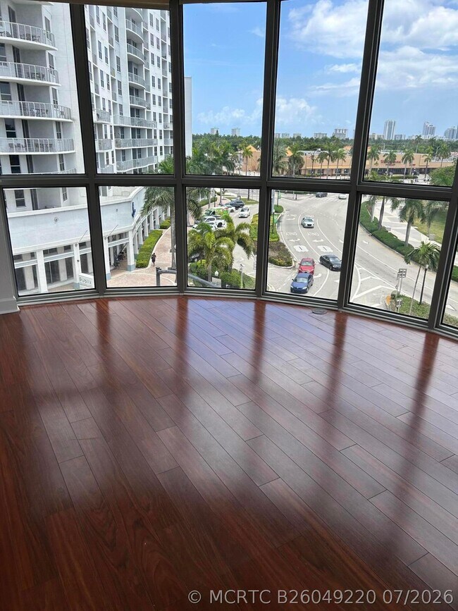 Building Photo - 1830 Radius Dr Unit 514