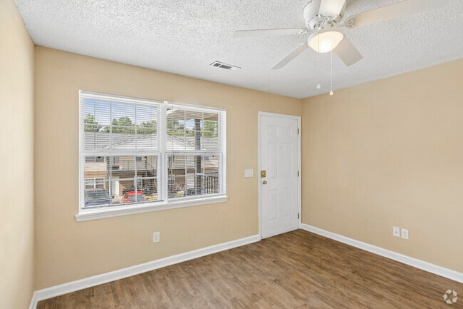 Renovated - 2BR, 2BA - 880SF - Living Room