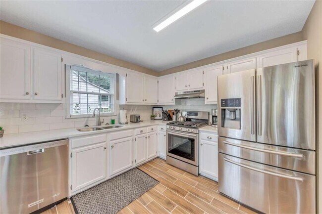 Photo - 56 Brentwood Dr
