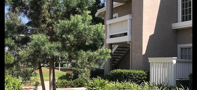 Corner unit,1st floor - 128 Greenfield Unit 119