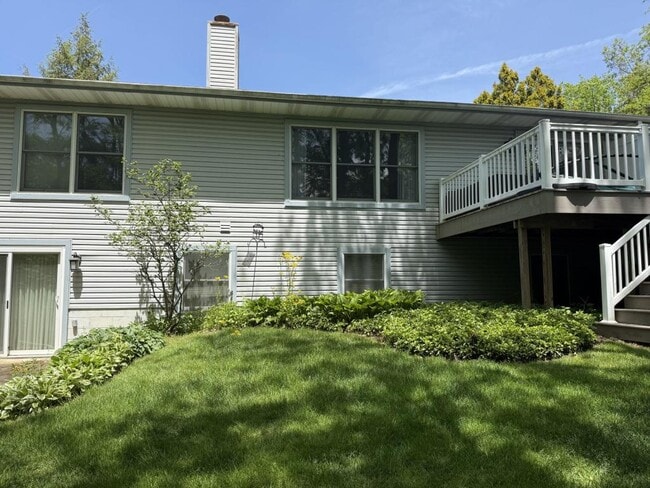 Photo - 596 Forest Creek Dr
