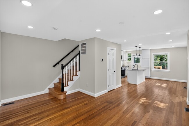 Photo - 1712 U St SE