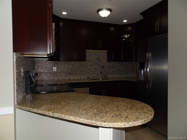 Photo - 26 Greenmeadow Dr