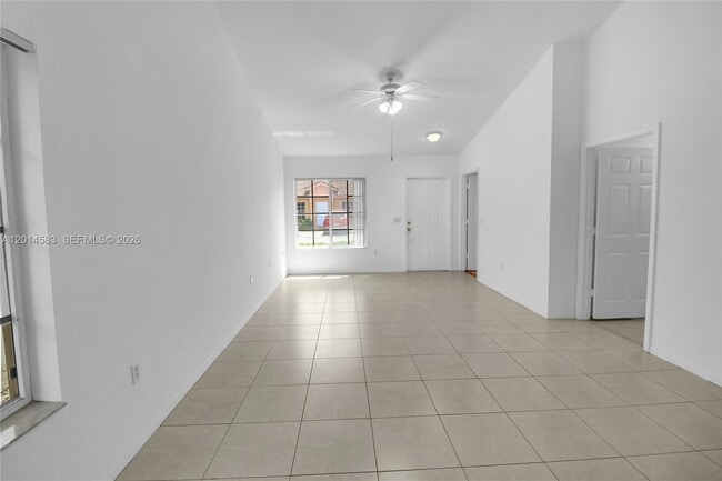 Photo - 117 SE 3rd Ave