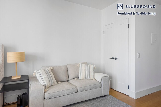 Photo - 63 Wall St Unidad SI FL31-ID1972