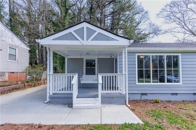 Building Photo - 1268 Kenilworth Dr SW Rental