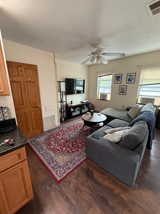 Photo - 3 K St Pl Unit 3