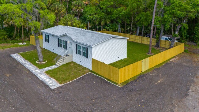 Photo - Experience exceptional living at its finest Casa