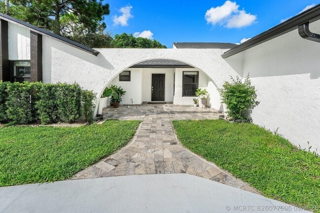 13645 Exotica Ln