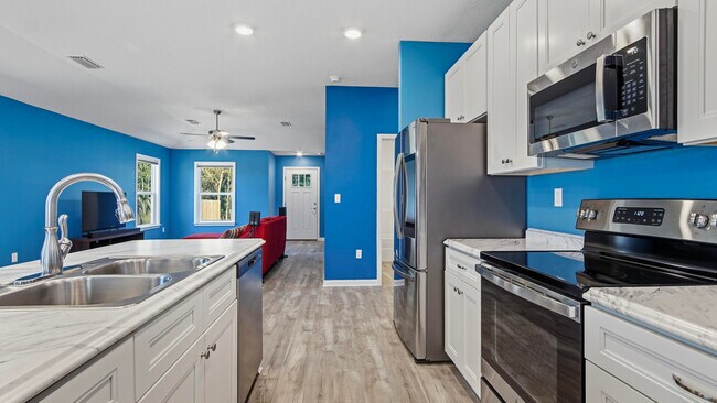 Photo - 1249 Martin Rd