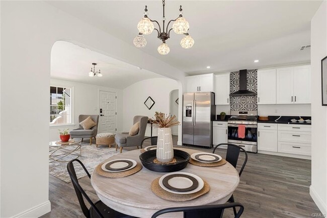 Photo - 6616 Vesper Ave