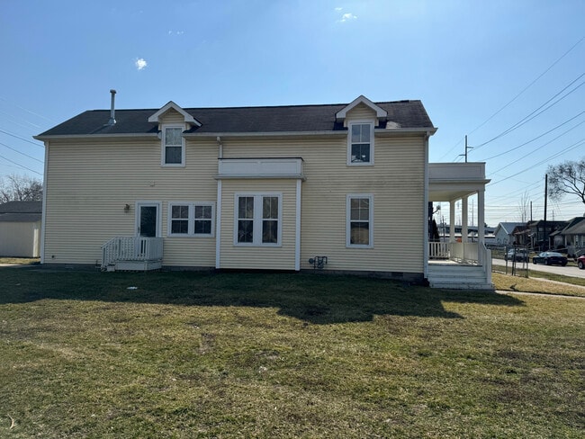 Photo - 549 N Belmont Ave