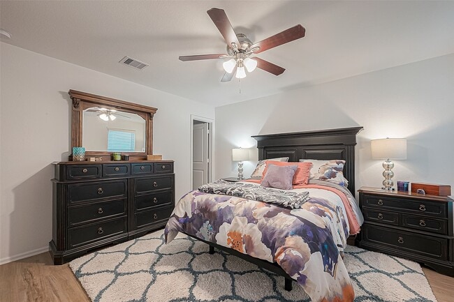 Building Photo - 724 Cedar Gate Ln