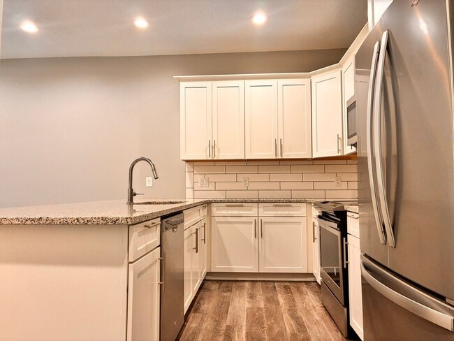 Photo - 3BR 2.5ba Townhome in Waukee