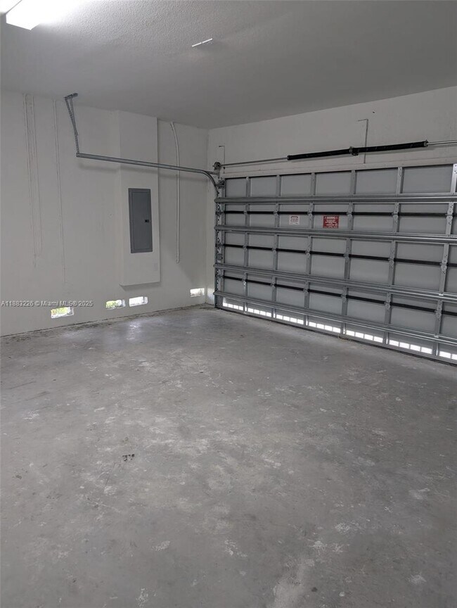 Photo - 19565 SW 325th St